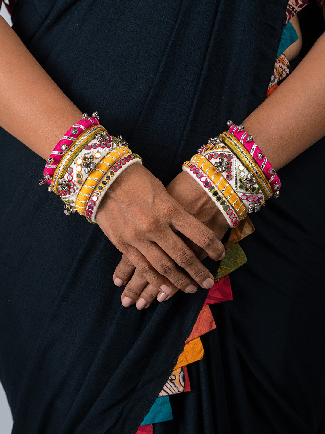 Disha Bangle Set